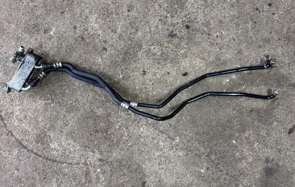 BMW 3 E90 E91 Oil cooling pipe 7800494 7800495 7521064
