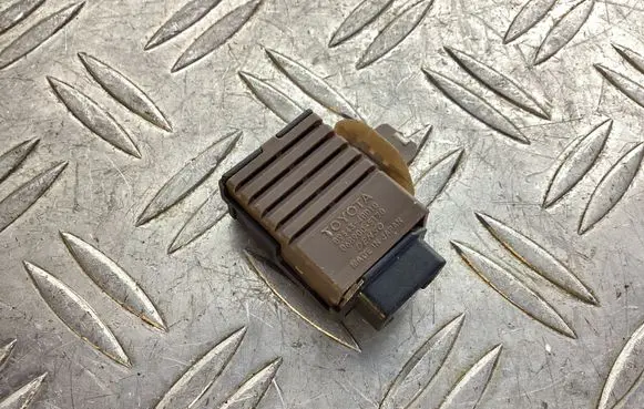Lexus RX 450H Sensor 8934348010 0689005170