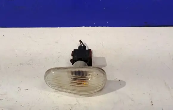 Saab 9-3 Ver1 Front fender indicator light 12785743 12777318