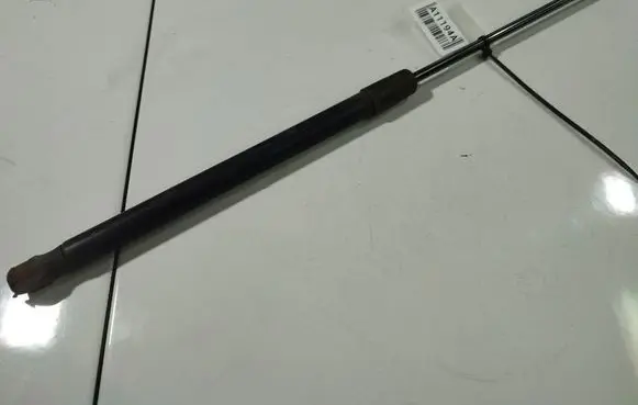 Skoda Octavia Mk2 (1Z) Tailgate/trunk strut/damper 1551110480N