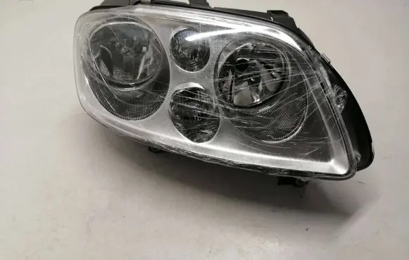 Volkswagen Touran I Headlight/headlamp 1T0941006D