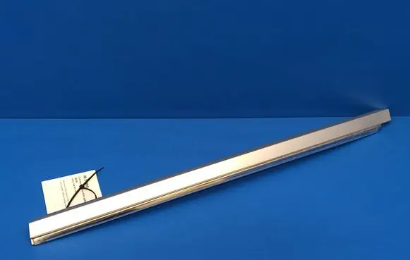 Volvo 760 Rear side glass trim 