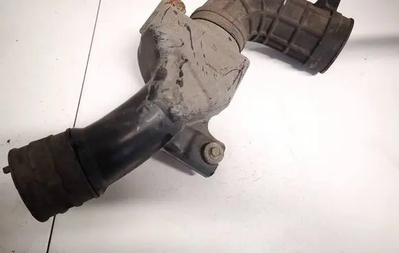 Honda CR-V Air intake hose/pipe