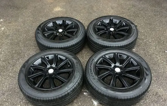 Jaguar E-Pace R18 alloy rim 
