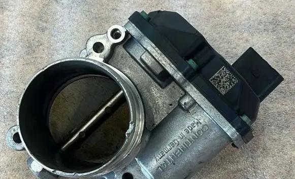 Volkswagen Transporter - Caravelle T6 Engine shut-off valve 04L128063K