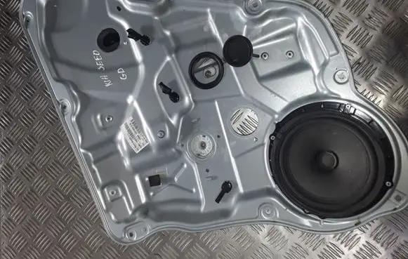 KIA Ceed Rear window lifting mechanism without motor 834801H020