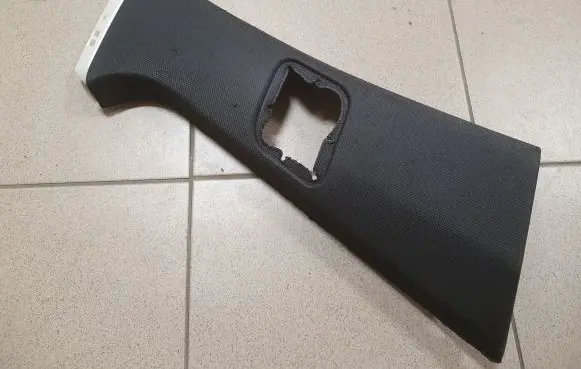 BMW X5 F15 (B) pillar trim (top) 7284708