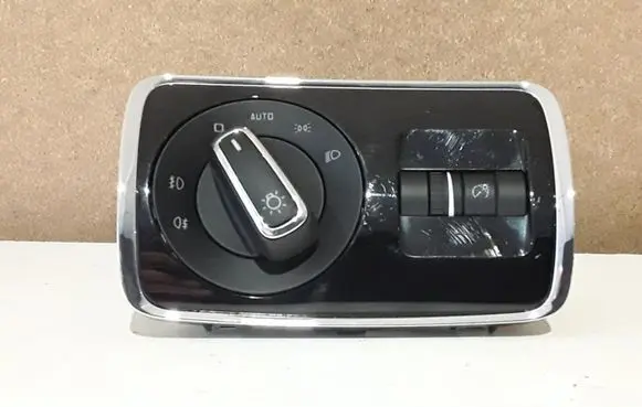 Skoda Superb B6 (3T) Light switch 3T0941431B