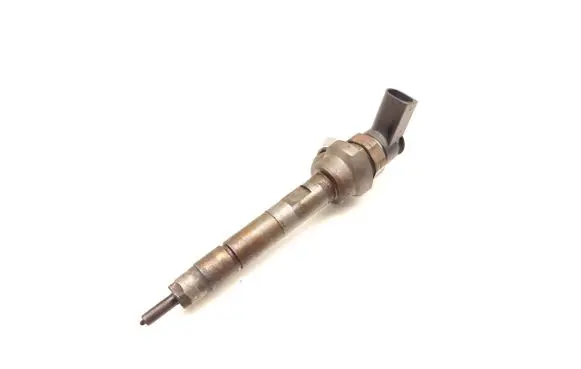 BMW 1 E81 E87 Fuel injector 7798446 0445110289