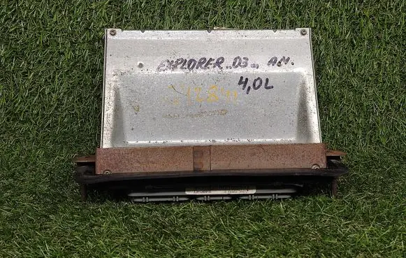 Ford Explorer Engine control unit/module ECU 3L2A12A650XD