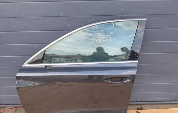 Audi A3 8Y Front door 