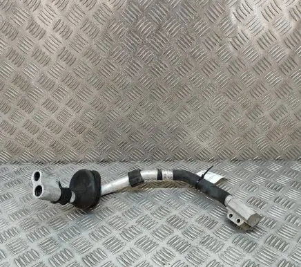Porsche Macan (95B) Air conditioning (A/C) pipe/hose 8R1260712D