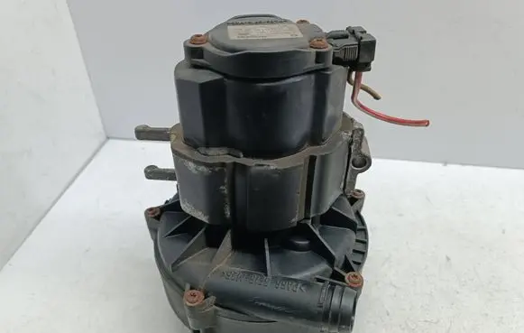 Mercedes-Benz S W220 Secondary air pump 0580000011 A0001403785 0001403785