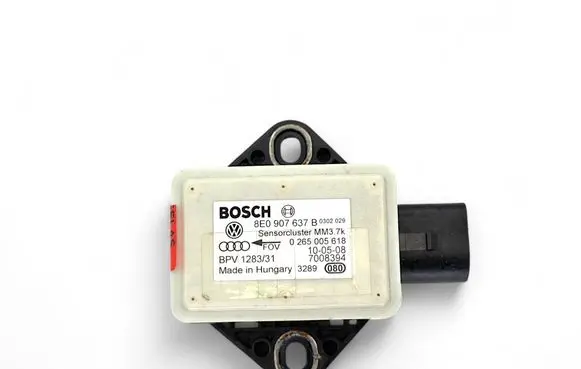 Audi A4 S4 B7 8E 8H ESP acceleration yaw rate sensor 8E0907637B 0265005618