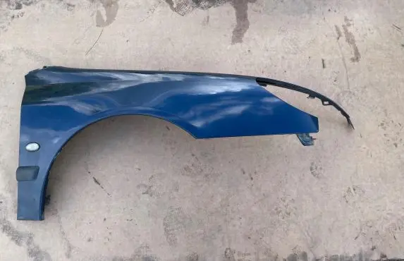 Peugeot 607 Fender