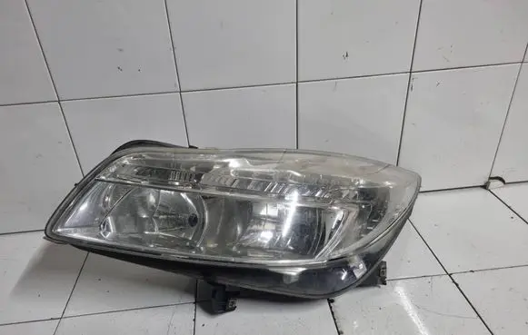 Opel Insignia A Headlight/headlamp 1EJ00963001 0096300100020510