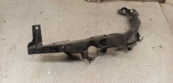 BMW 3 E90 E91 Headlight/headlamp mounting bracket 7138401
