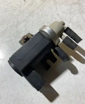 Audi A6 S6 C6 4F Turbo solenoid valve 1J0906627