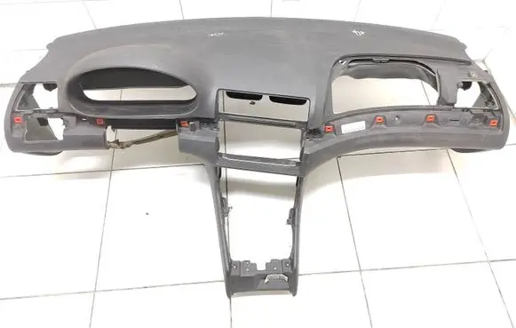 BMW 3 E46 Dashboard 5145824584 824584 51458196093