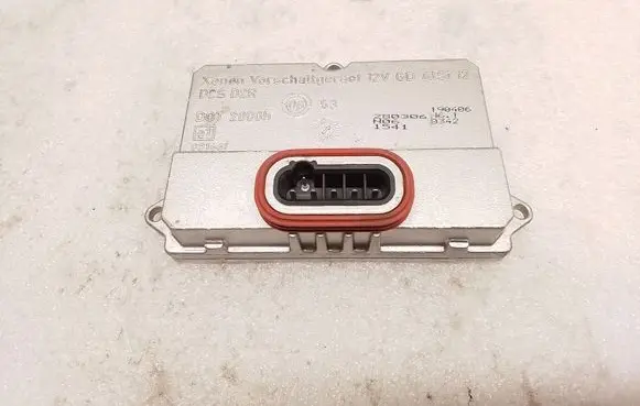 Mercedes-Benz E W211 Headlight ballast module Xenon 5DV00829000
