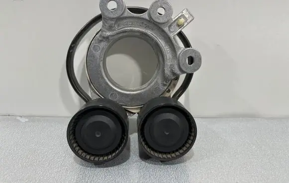 Subaru Forester SK Generator/alternator belt tensioner AC46000