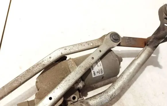 Renault Laguna III Wiper motor w00011129