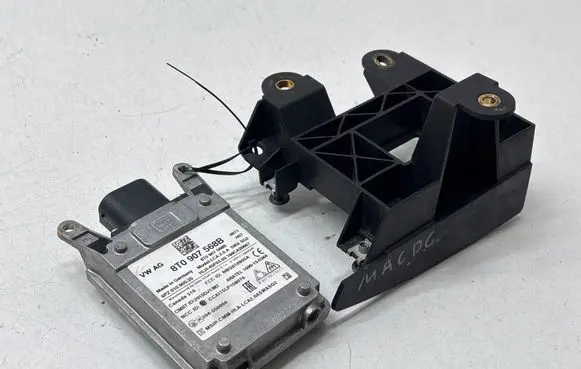Porsche Macan (95B) Blind spot module 8T0907568B 1690155364 6PZ01090525