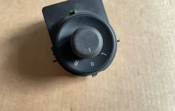 Opel Insignia A Wing mirror switch 13271827