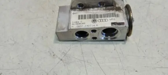 Audi Q3 8U Air conditioning (A/C) expansion valve 8U0820679 8U1820103