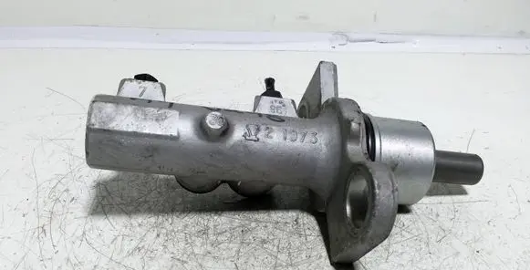 Audi A4 S4 B5 8D Master brake cylinder 21973