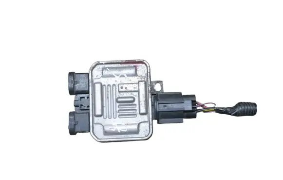 Coolant fan relay