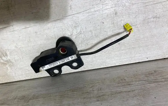 Mercedes-Benz R W251 Seat control module A0118206110 A0008221340