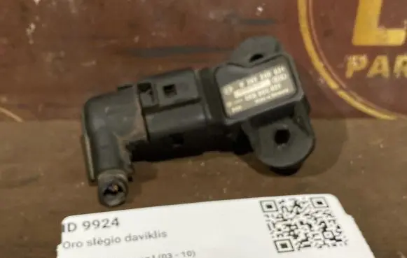 Volkswagen Touran I Air pressure sensor 0261230031