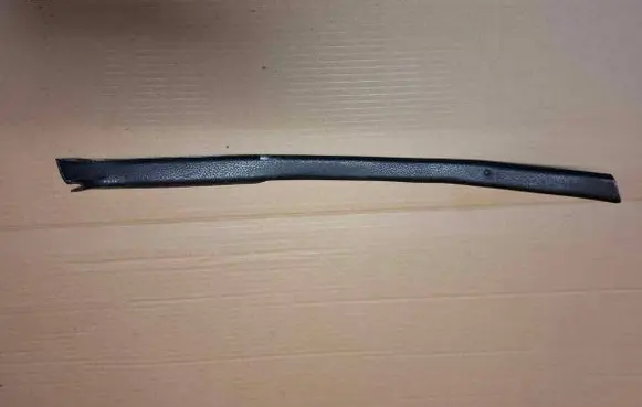 Mercedes-Benz 280 450 W116 (A) pillar trim