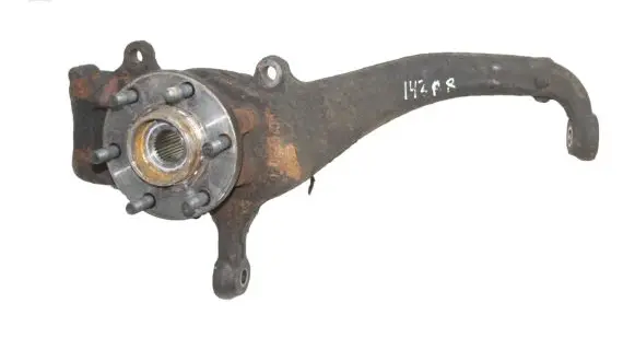 Nissan Pathfinder R51 Front wheel hub