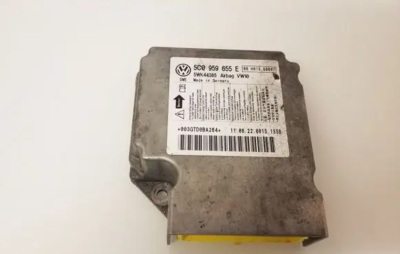 Volkswagen Jetta VI Airbag control unit/module 5C0959655E 5C0959655E095