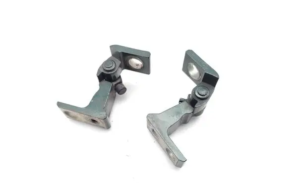 Skoda Karoq Rear door hinge set 8X0831404E 8X0831403E A046573