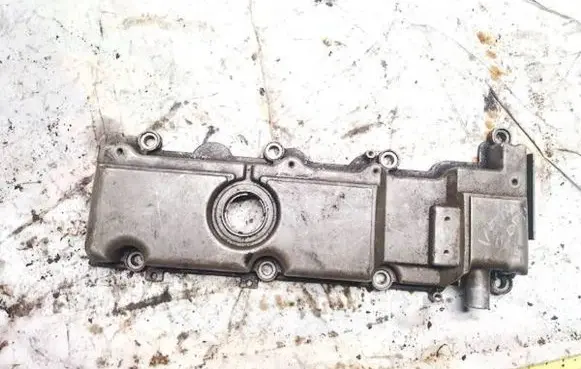Opel Vectra B Rocker cam cover 