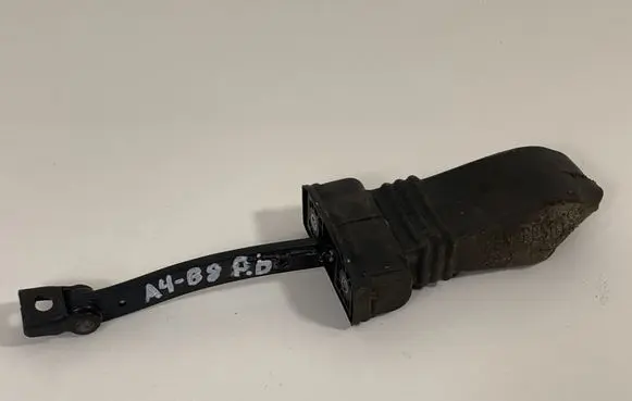 Audi A4 S4 B8 8K Front door check strap stopper 8K0837249B