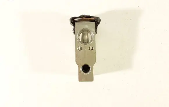 Air conditioning (A/C) expansion valve