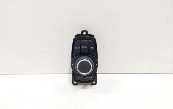 BMW 3 F30 F35 F31 Head unit multimedia control ZE926170403 140426R0 926170403