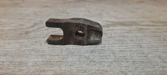 Volvo V70 Fuel Injector clamp holder