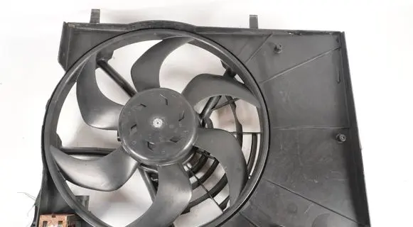 Peugeot 208 I Electric radiator cooling fan 9682895680
