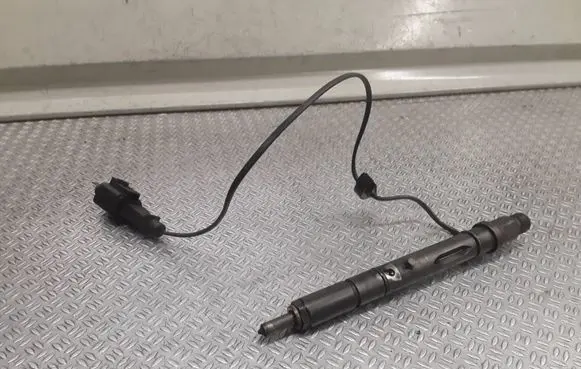 Audi A4 S4 B7 8E 8H Fuel injector 059130202G 0432133784