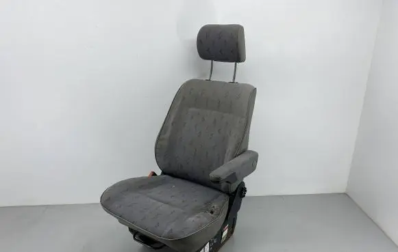 Volkswagen Transporter - Caravelle T4 Front driver seat 
