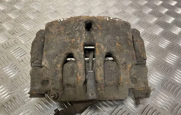 Iveco Daily 35 - 40.10 Front brake caliper
