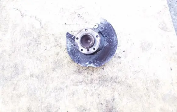 BMW 1 E81 E87 Front wheel hub 6764444