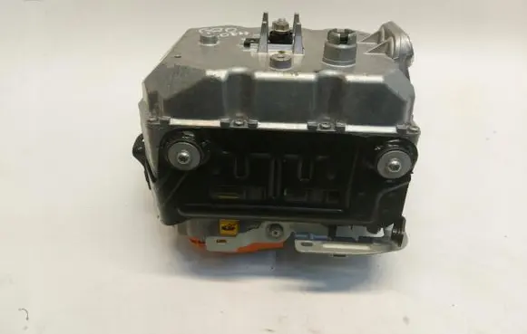 BMW 3 G20 G21 Hybrid/electric vehicle battery bracket 7617392