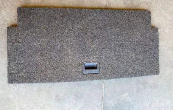 Mitsubishi Pajero Rear floor carpet liner MR402036MR402042