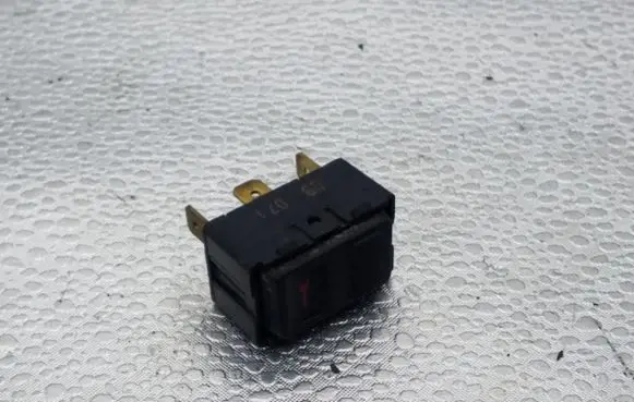 Other switches/knobs/shifts
